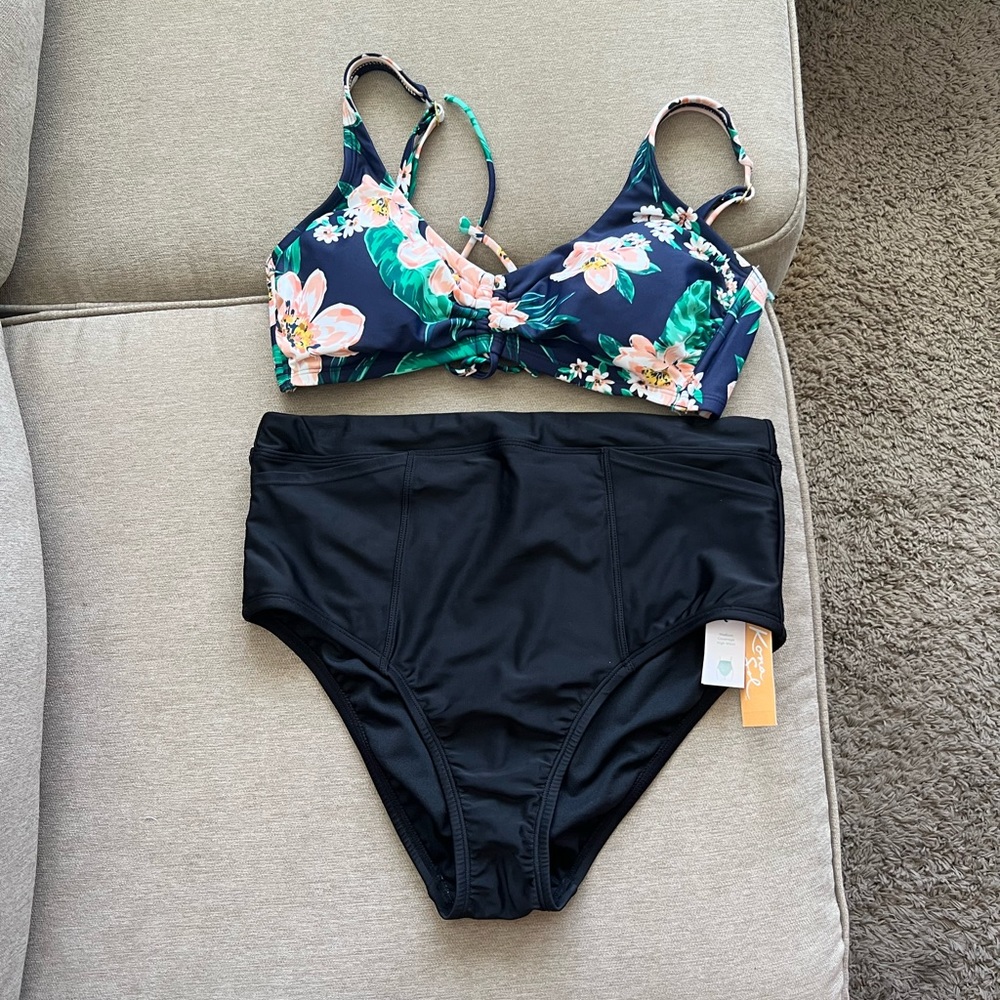 L bottom, D/DD top Kona Sol bikini